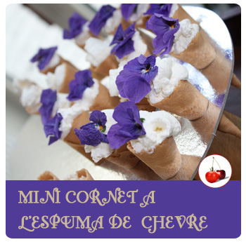 Mini cornet à l’espuma de chèvre