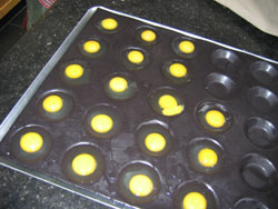 TOASTS AUX ŒUFS DE CAILLE
