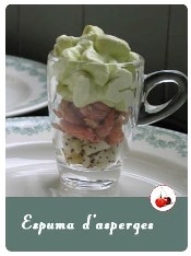 espuma d'asperge et crevettes grises