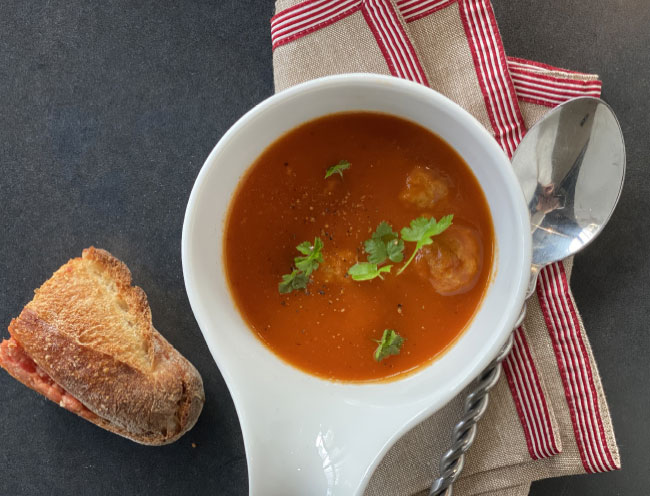 Soupe tomate et boulettes