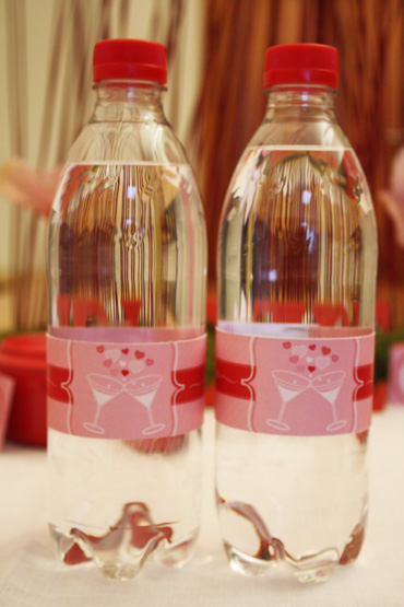 Décoration de table rouge pour la Saint Valention ou soirée entre amoureux