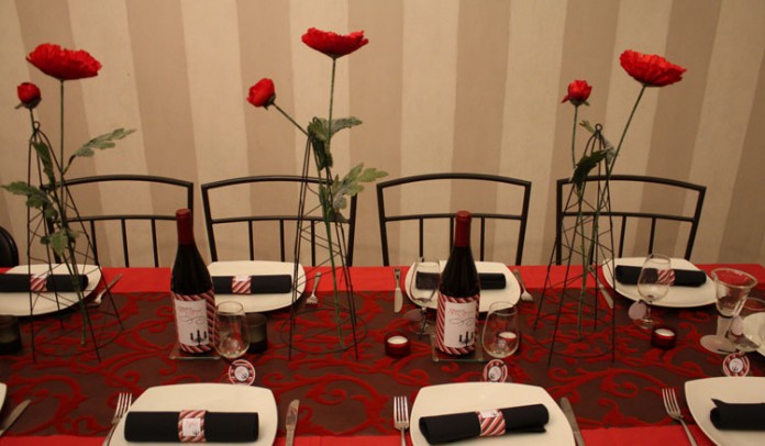 decoration-de-table-rouge-noir-3 IMPRIMABLE | Décoration de table - Happy New Year