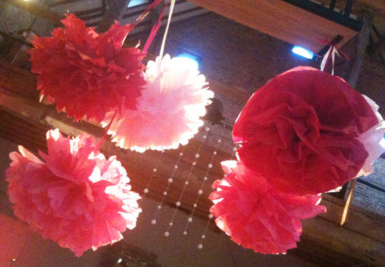 Pompons en papier de soie - Bricolage