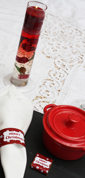 Une décoration de table de noël étoiles rouge