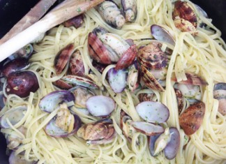 Linguini alle vongole - Pâtes aux palourdes