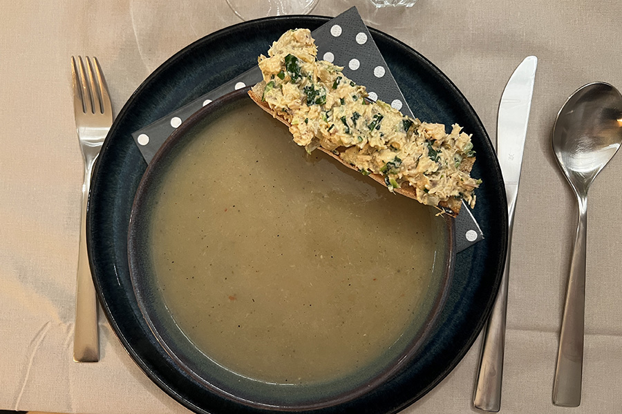 Soupe aux chicons gourmande