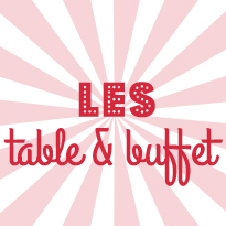 Table et buffet en fête