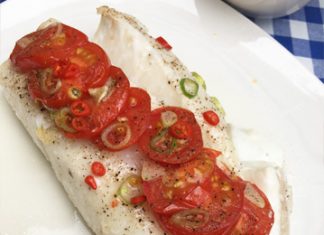 Cabillaud en papillote aux tomates