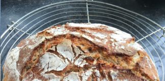 Pain en cocotte sans pétrissage