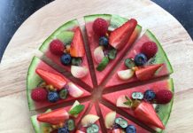 Pizza pastèque aux fruits