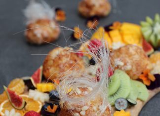Chouquettes au sucre filé