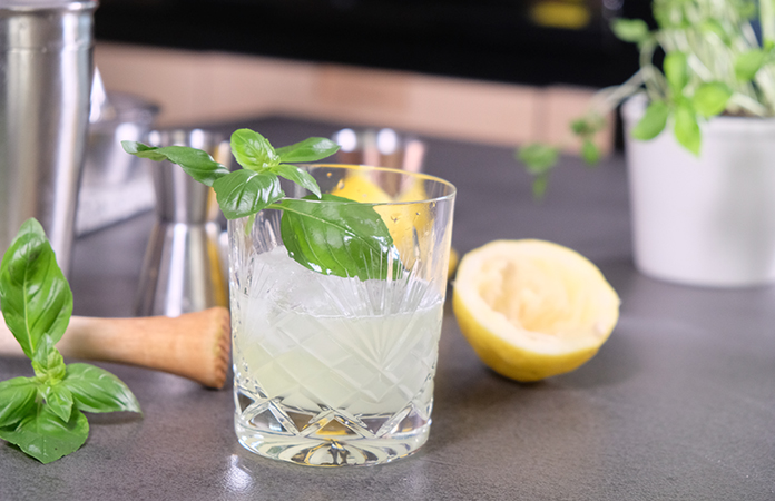 Cocktail Gin Basil Smash 