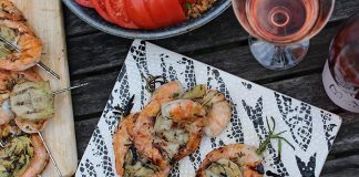 Brochettes de gambas au romarin