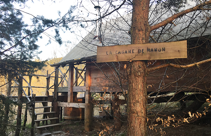 Rensiwez | Une nuit dans une cabane au milieu des bois