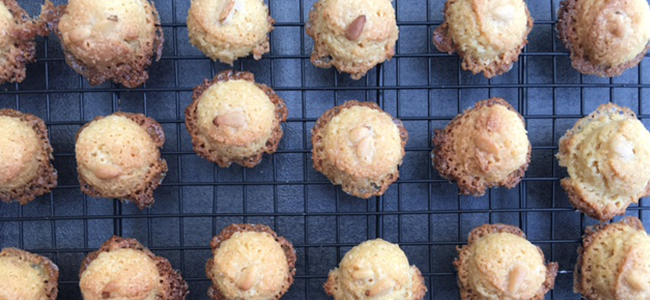 Biscuits à la farine de riz et beurre de cacahouète