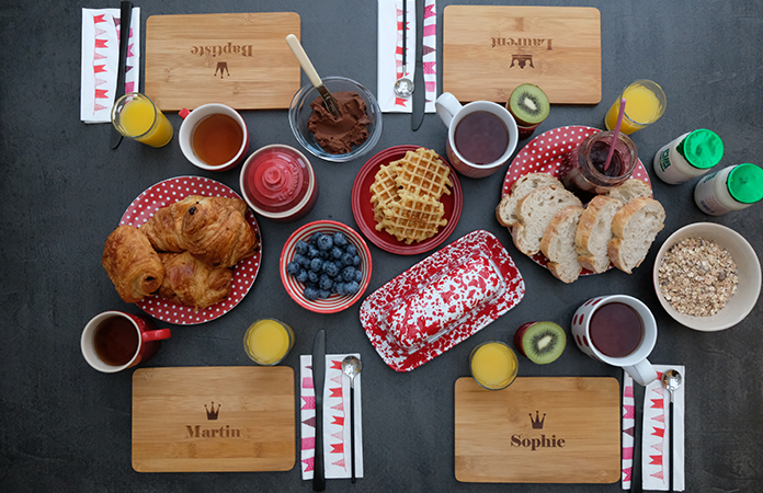 Une table de petit déjeuner personnalisée