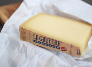 Feuilleté aux asperges et Gruyère AOP