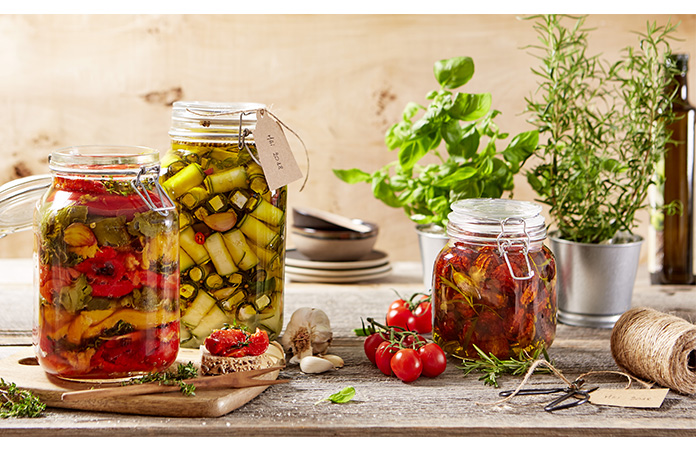 Apéro en bocaux | Tomates confites, courgettes feta et poivrons | Des bocaux de légumes