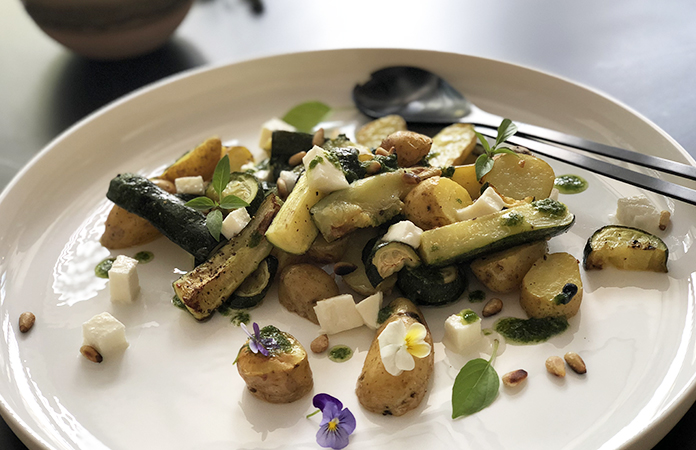 Salade de pomme de terre, courgettes et mozzarella