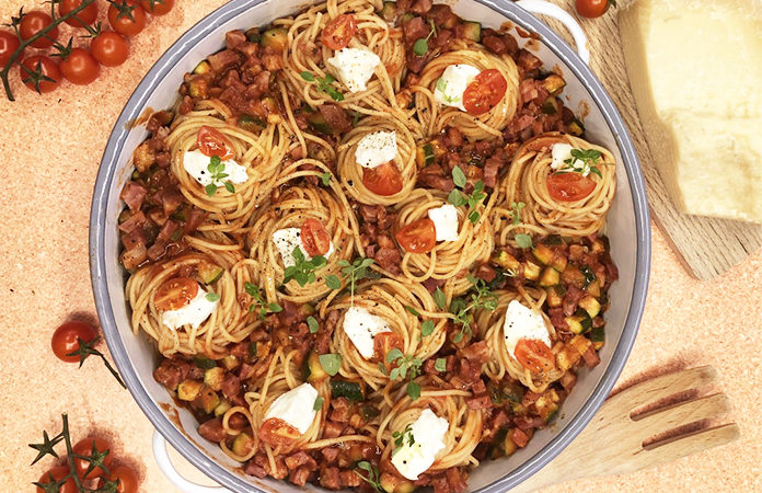 nid-de-pate-sauce-tomate Nids de pâte à la pancetta et sauce tomate
