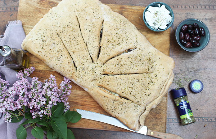 Pain feta olives et origan | Une recette qui sent bon le Sud