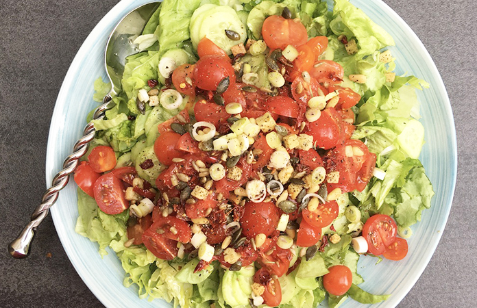 10 salades colorées pour un été haut en saveurs