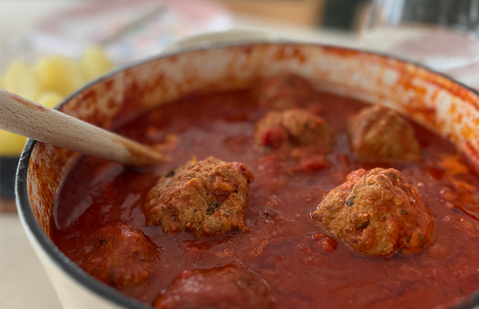La recette des boulettes à la sauce tomate comme ma bonne-maman