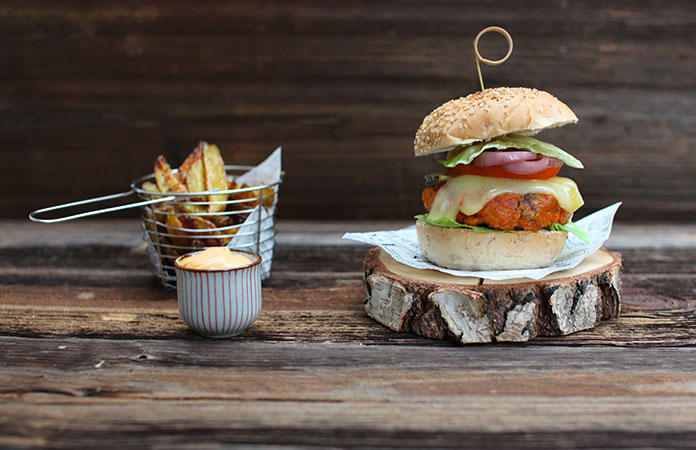 Burger végétarien à l’Emmentaler AOP | Une recette facile en vidéo
