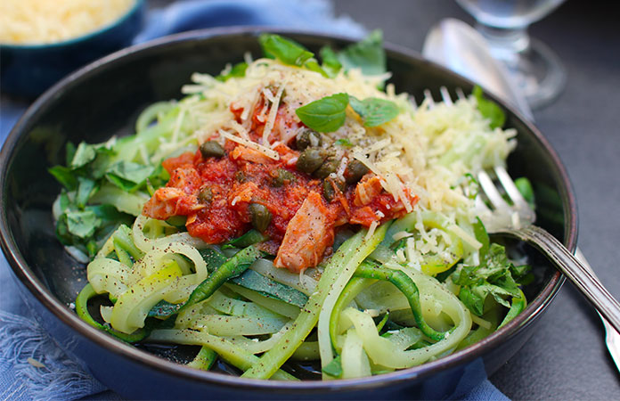 Spaghettis de courgettes sauce tomate au thon