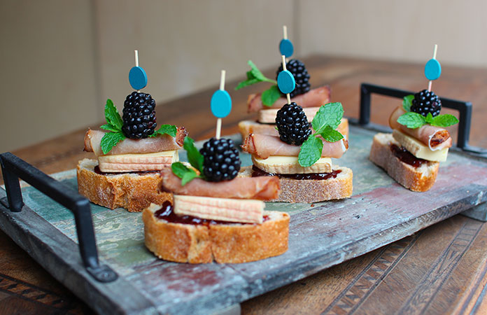 Bruschetta croûte lavée et jambon d’Ardenne