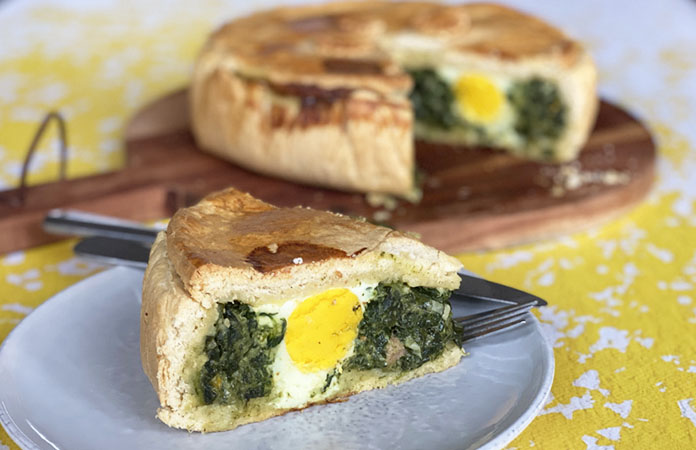 Tourte de Pâques aux épinards et œufs