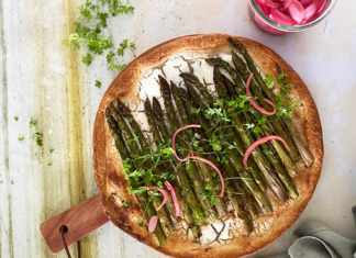 Tarte fine aux asperges verte et fromage de chèvre