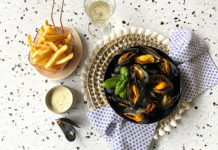Moules à la sauce tomates