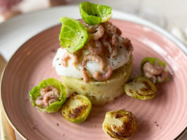 Crevettes grises et œuf poché