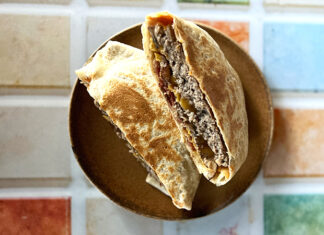 Tortilla wrap burger