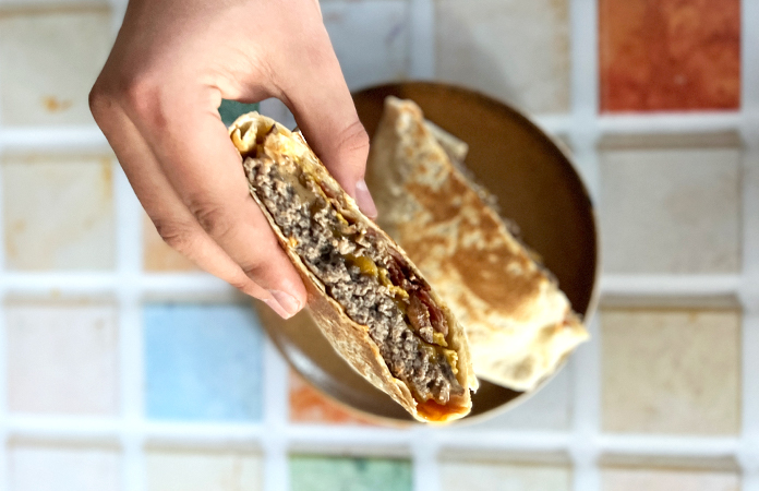 Tortilla wrap burger 