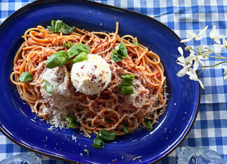 Pâtes tomate, pancetta et burrata