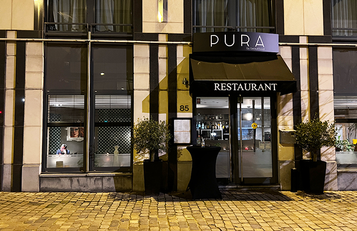 Pura Restaurant