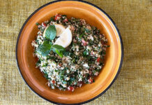 Salade taboulé Libanais avec du persil plat