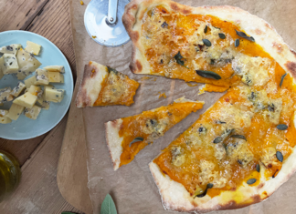 Pizza au butternut et bleu des grottes 