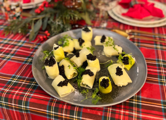 Mini rouleaux de poireaux au caviar
