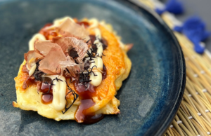 Okonomiyaki - - pancake salé japonais