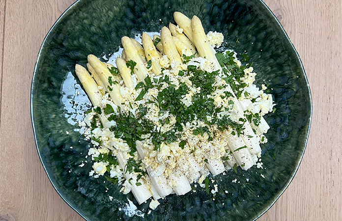 Asperges à la flamande comme ma bonne-maman