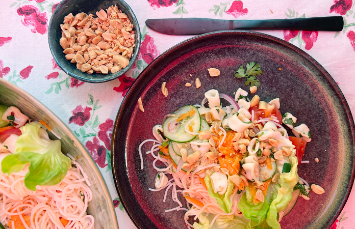 Salade de vermicelles à la thaï et calamars | Yam Woon Sen