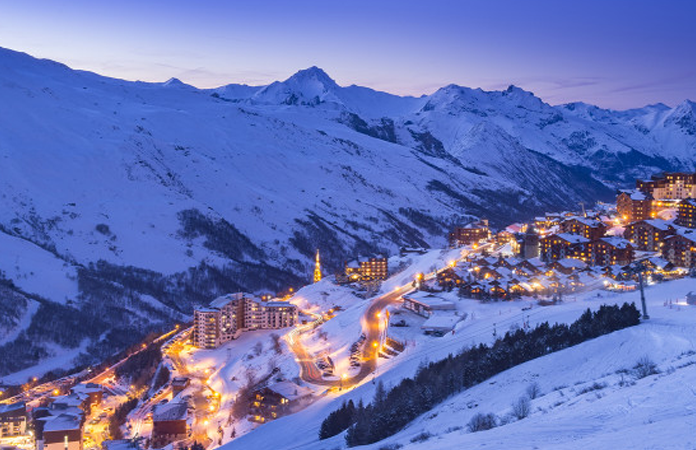 Les menuises station de ski montage neige