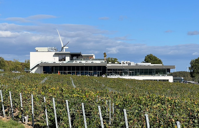 Impératif d'Éole restaurant dans les vignes 