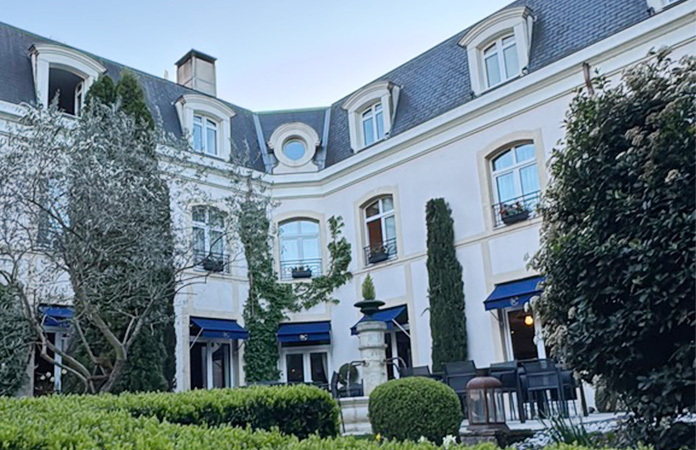 Hostellerie Cèdre & Spa 5 étoiles Beaune bourgogne France