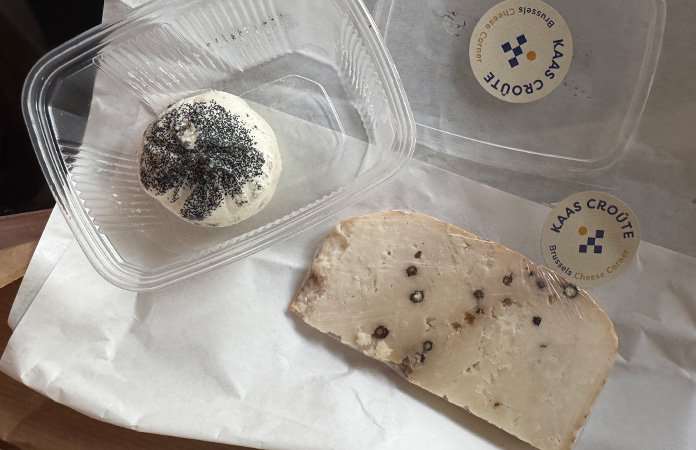 Pecorino au poivre acheté au Marché Saint-Géry