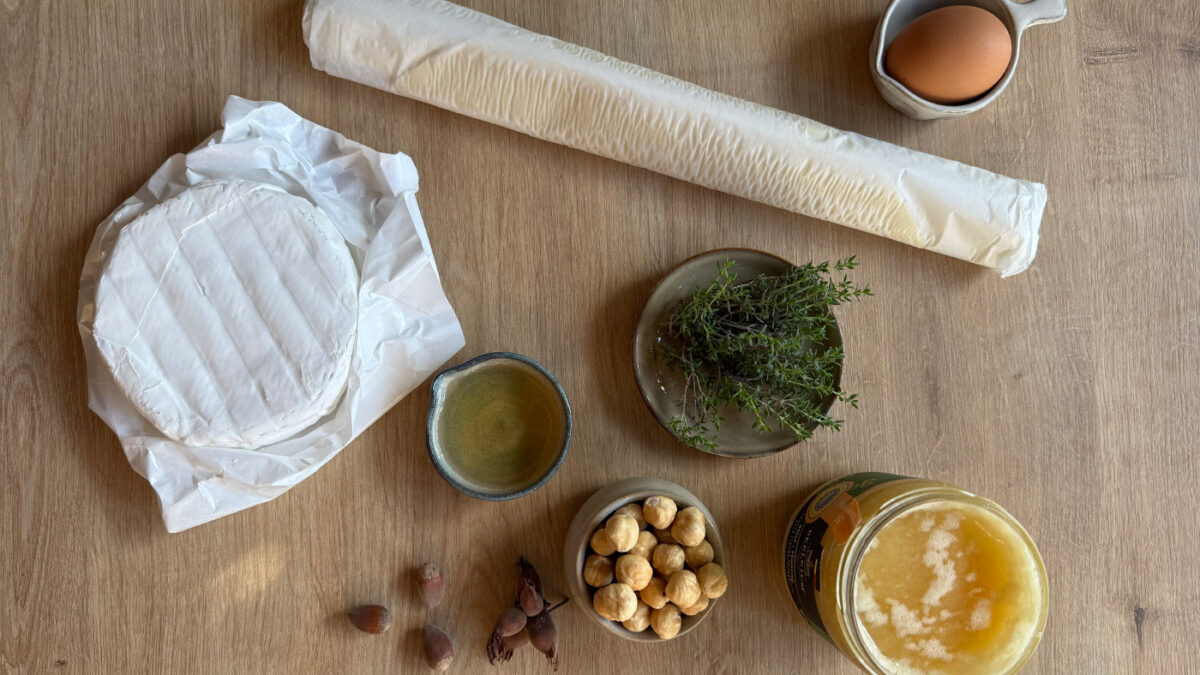 ingredient-tarte-soleil ingrédients pour Soleil feuilleté au fromage coulant, miel et noisettes
